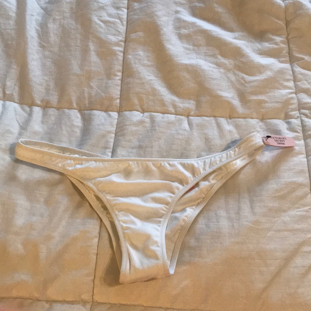 NWT Cheeky VS white swim bottoms!